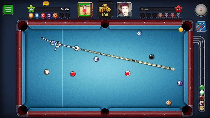 8 Ball Pool screenshot showing an online multiplayer match against a rival player